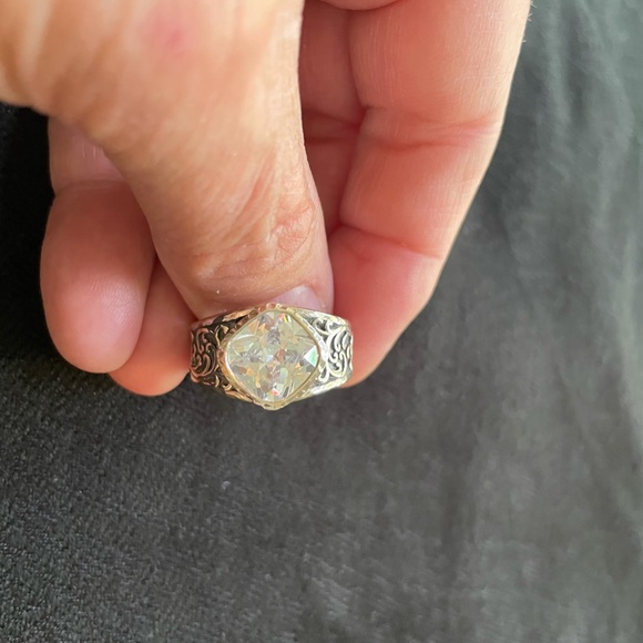 Grace & Heart "Ionia" Ring - Picture 2 of 4